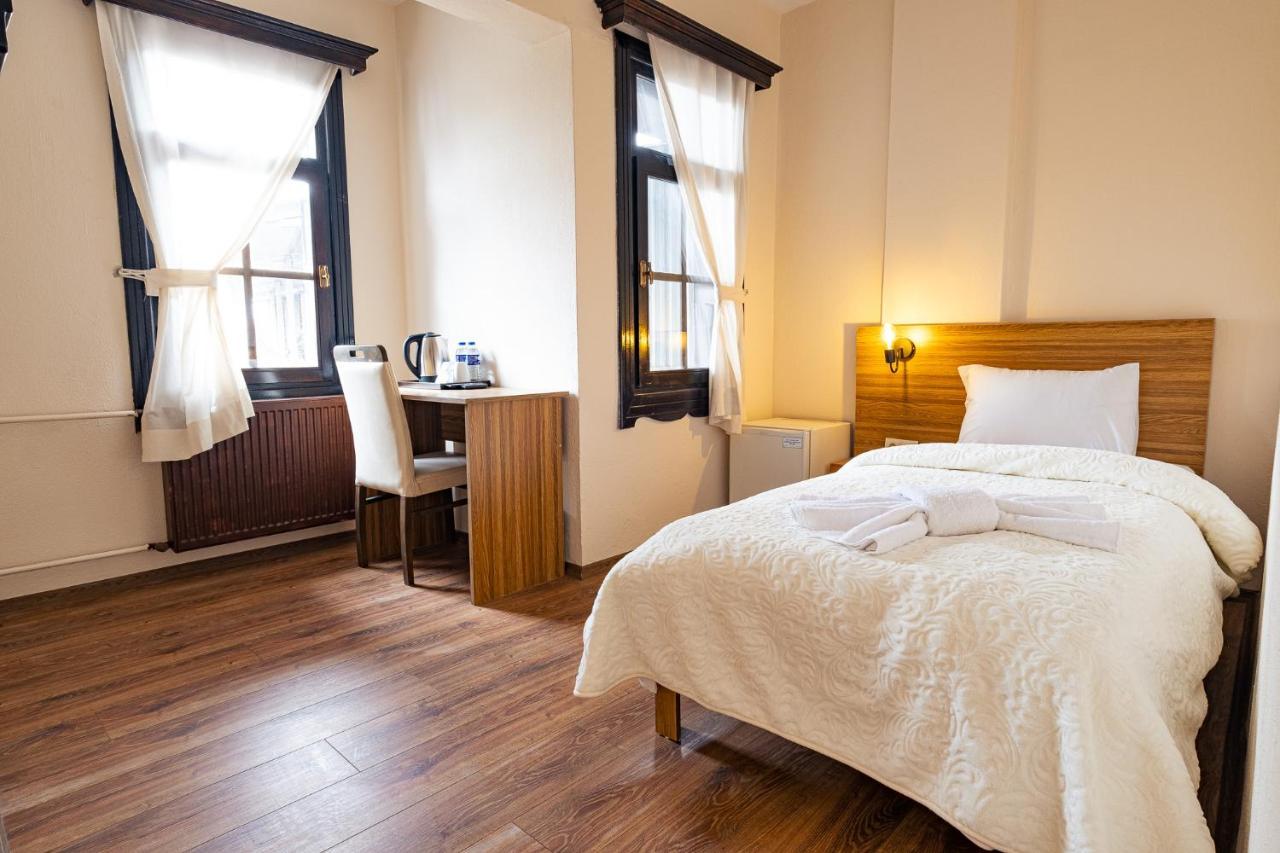 Simre Inn Hotel סאפראנבולו מראה חיצוני תמונה