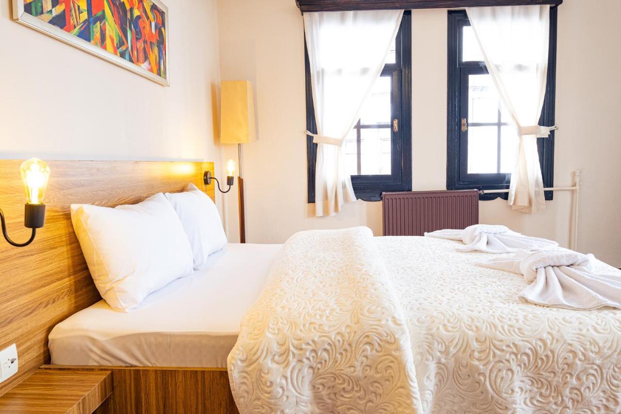 Simre Inn Hotel סאפראנבולו מראה חיצוני תמונה